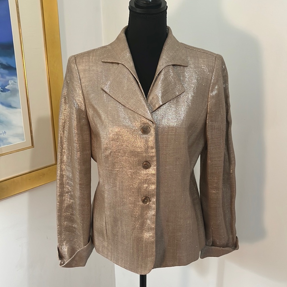 Metallic Tan blazer, Button up, pockets, lined, size M, JONES new York brand